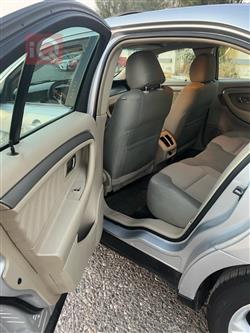 Ford Taurus